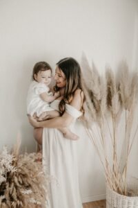 Servizio fotografico gravidanza in studio samantha montagnini
